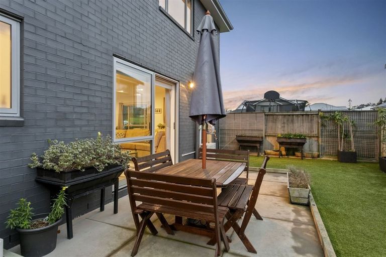 Photo of property in 39 Forbes Mccammon Drive, Swanson, Auckland, 0614