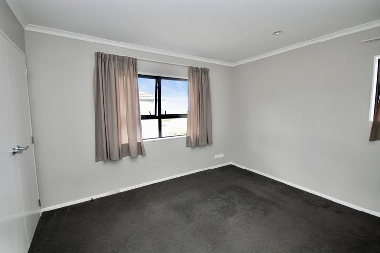 Photo of property in 11 Mauku Lane, Greenhithe, Auckland, 0632