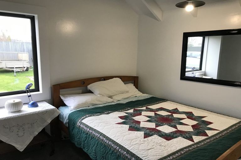 Photo of property in 69 Lipscombe Crescent, Havelock North, 4130