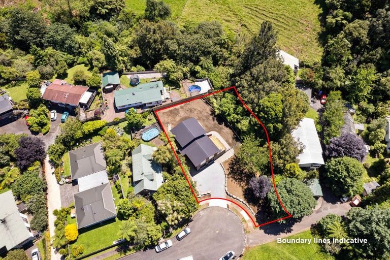 Photo of property in 11 Marina Grove, Frankleigh Park, New Plymouth, 4310