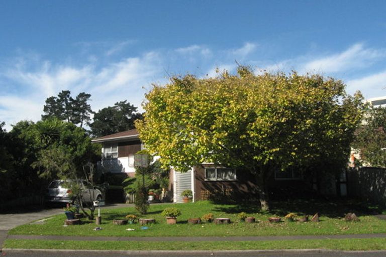 Photo of property in 26 Aberfeldy Avenue, Highland Park, Auckland, 2010