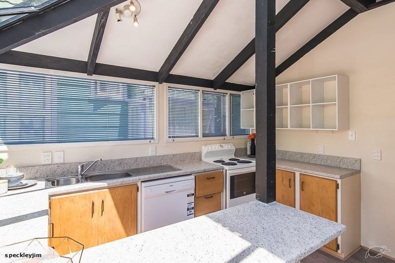 Photo of property in 11 Norway Street, Aro Valley, Wellington, 6012