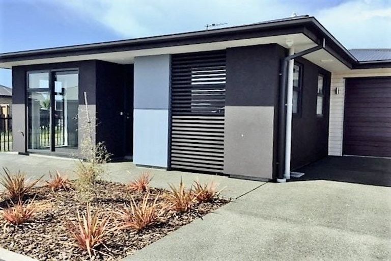 Photo of property in 25 Te Rito Street, Marshland, Christchurch, 8083
