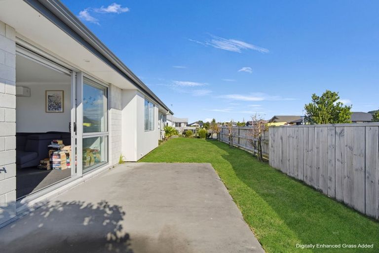 Photo of property in 1 Te Wharo Drive, Papamoa, 3118