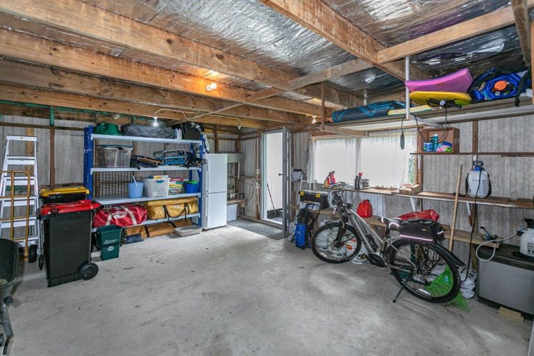 Photo of property in 13 Wigmore Crescent, Hahei, Whitianga, 3591