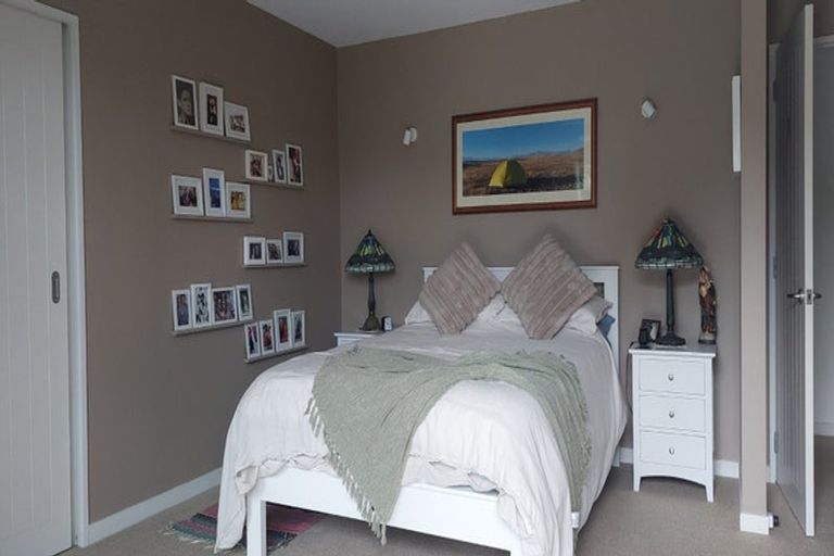 Photo of property in 9 Fastness Crescent, Wanaka, 9305