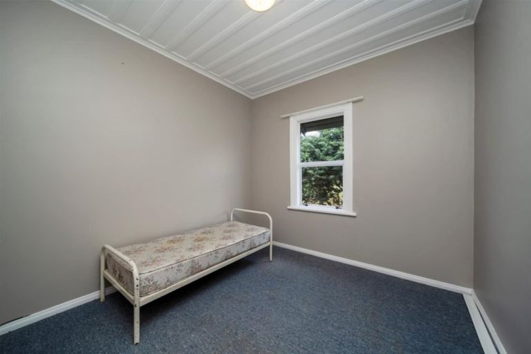 Photo of property in 39 Celia Street, Stratford, 4332