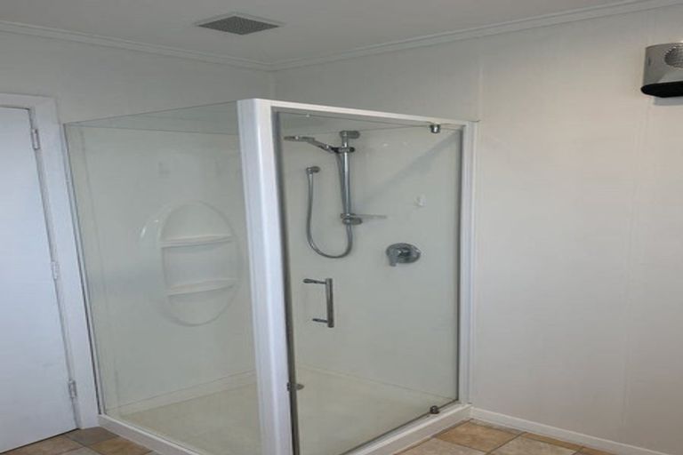 Photo of property in 233 Matai Road, Raumati Beach, Paraparaumu, 5032