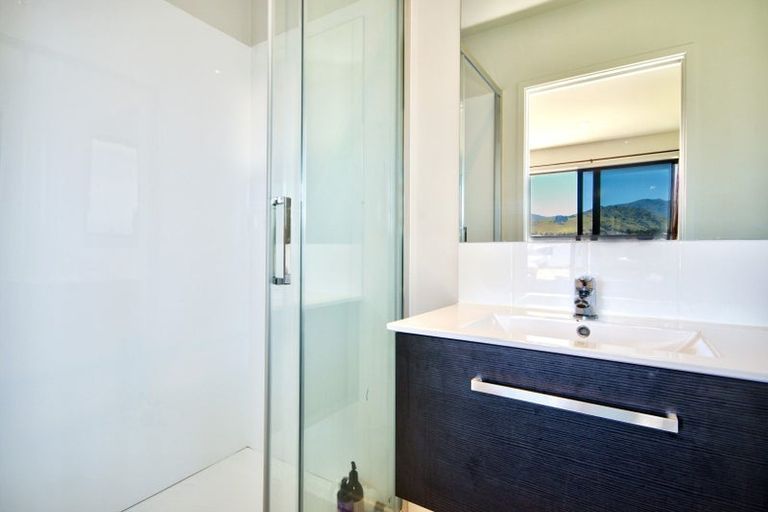 Photo of property in 6 Silver Street, Lower Shotover, Queenstown, 9304