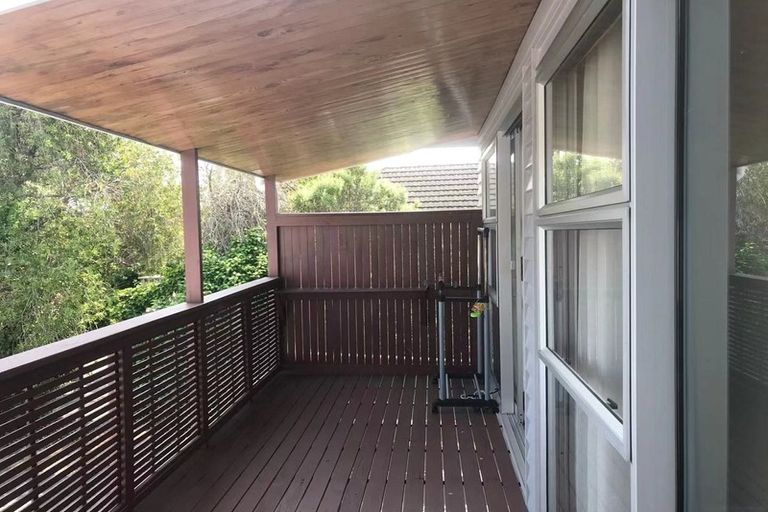 Photo of property in 17 Trafalgar Road, Milford, Auckland, 0620