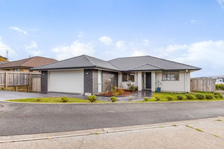 Photo of property in 7 Weatherdeck Close, Whitby, Porirua, 5024