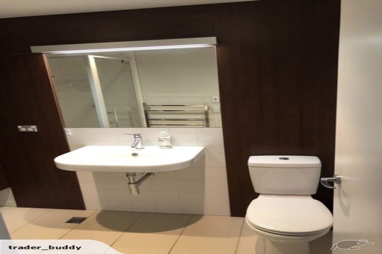 Photo of property in Monument Apartments, 9d/245 Wakefield Street, Te Aro, Wellington, 6011