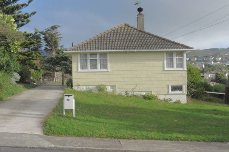 Photo of property in 10 Chaffey Crescent, Titahi Bay, Porirua, 5022