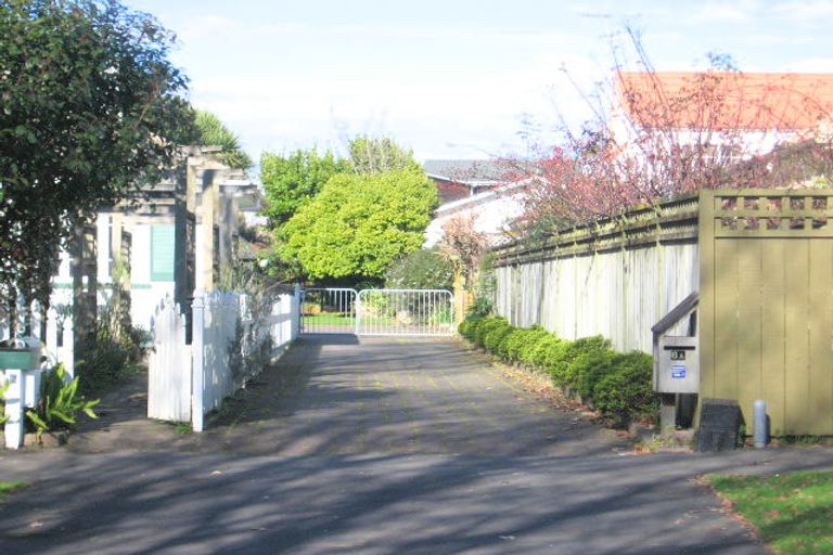 Photo of property in 6 Strowan Avenue, Fairfield, Hamilton, 3214