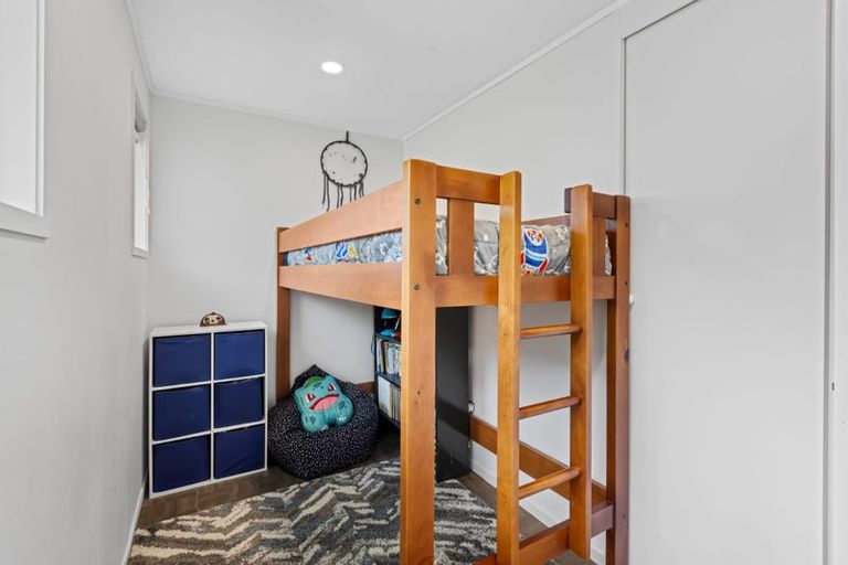 Photo of property in 32a Gilshennan Valley, Red Beach, 0932