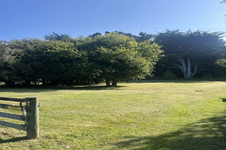 Photo of property in 35 Liverpool Street, Hampden, 9410