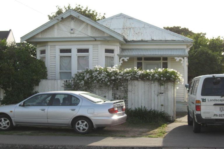 Photo of property in 265 Wilsons Road, Waltham, Christchurch, 8023