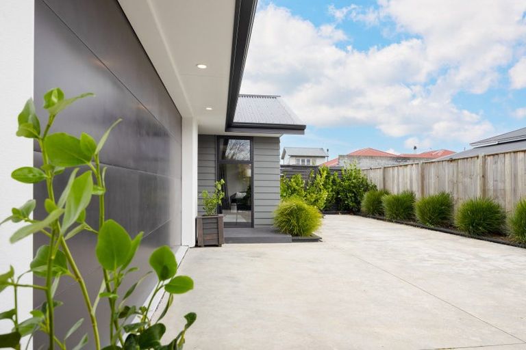 Photo of property in 9a Monckton Street, Feilding, 4702