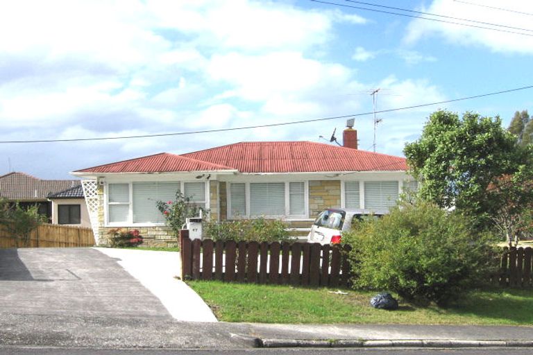 Photo of property in 67 Jaemont Avenue, Te Atatu South, Auckland, 0610