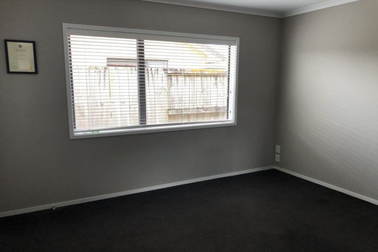 Photo of property in 70 Farringdon Avenue, Rototuna North, Hamilton, 3210