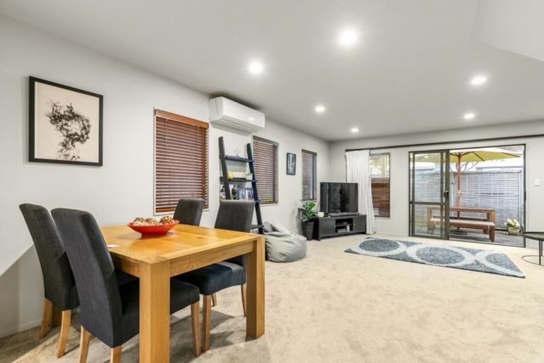Photo of property in 11/48 Schnapper Rock Road, Schnapper Rock, Auckland, 0632