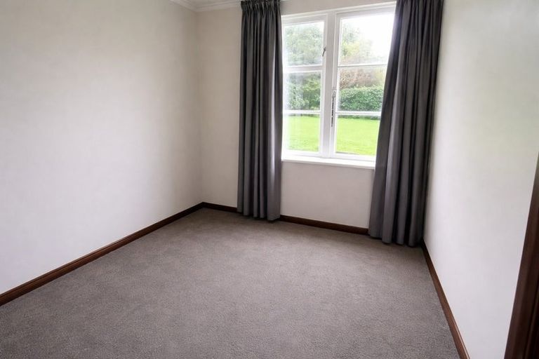 Photo of property in 9 Bould Street, Johnsonville, Wellington, 6037