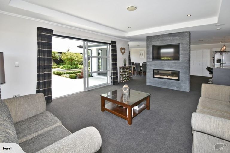 Photo of property in 5 Gosling Crescent, Halswell, Christchurch, 8025