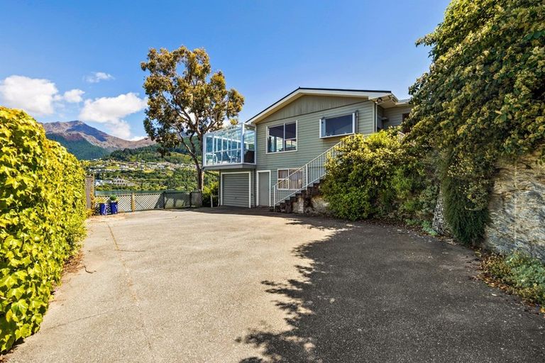 Photo of property in 463 Peninsula Road, Kelvin Heights, Queenstown, 9300