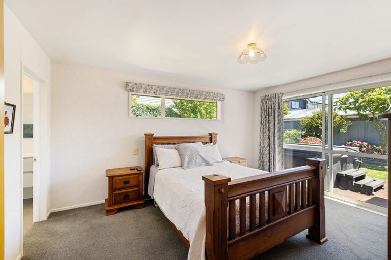 Photo of property in 10 Apollo Place, Papanui, Christchurch, 8052