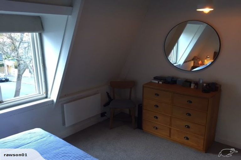 Photo of property in 12/10 Pitarua Street, Thorndon, Wellington, 6011