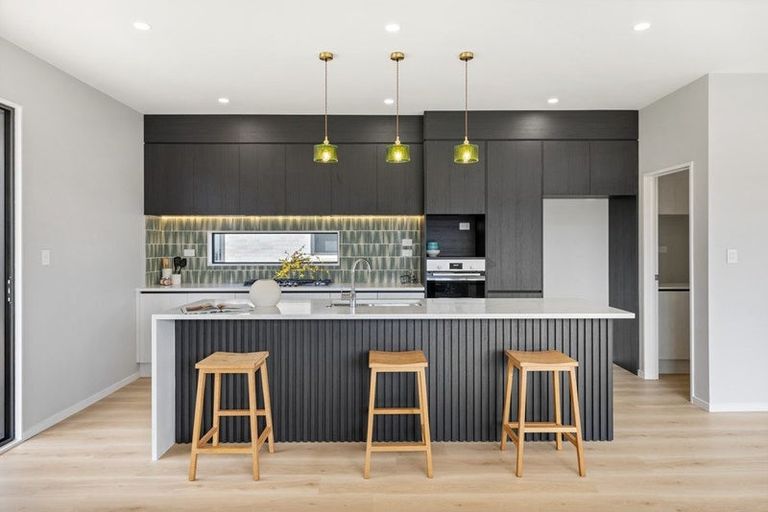 Photo of property in 5 Karepe Lane, Kumeu, 0810