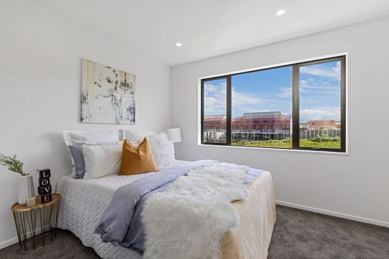 Photo of property in 28 Korokio Lane, Henderson, Auckland, 0612