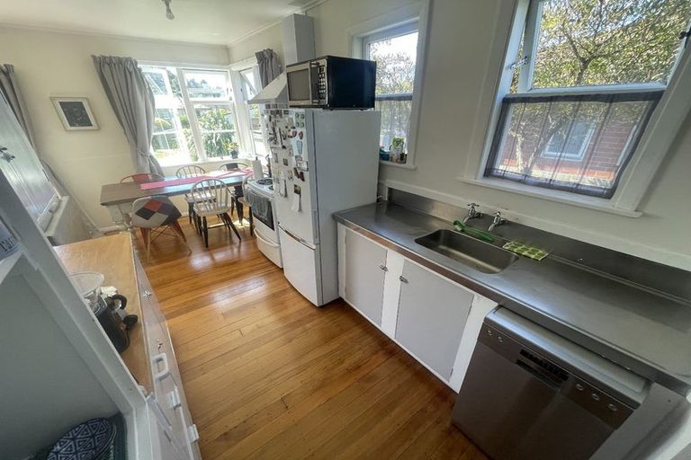 Photo of property in 6 Toomath Street, Naenae, Lower Hutt, 5011