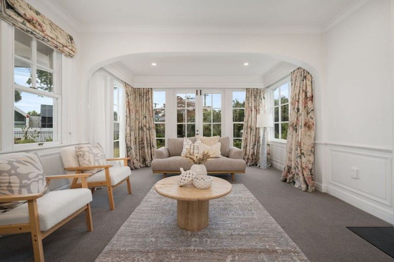 Photo of property in 27 Makora Street, Fendalton, Christchurch, 8041