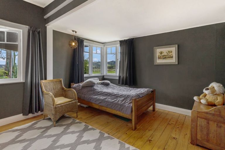 Photo of property in 37 Camp Road, Coroglen, Whitianga, 3591
