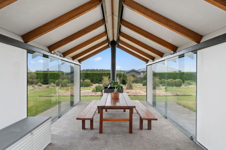 Photo of property in 3 Whitcombe Place, Darfield, 7571