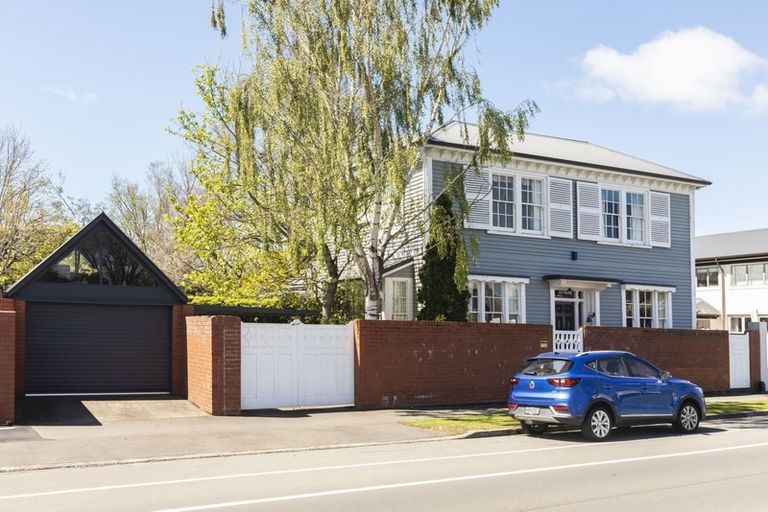 Photo of property in 54 Fendalton Road, Fendalton, Christchurch, 8014