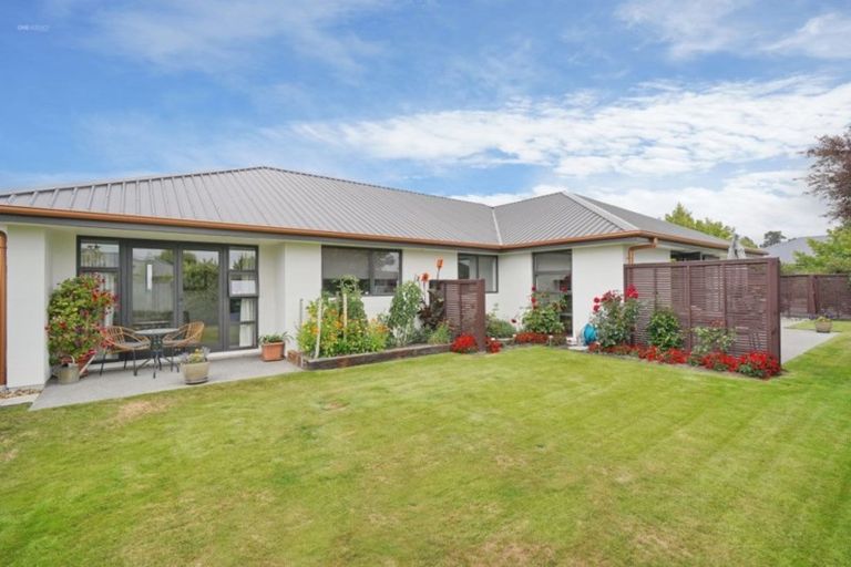 Photo of property in 10 Taniwha Street, Pegasus, 7612