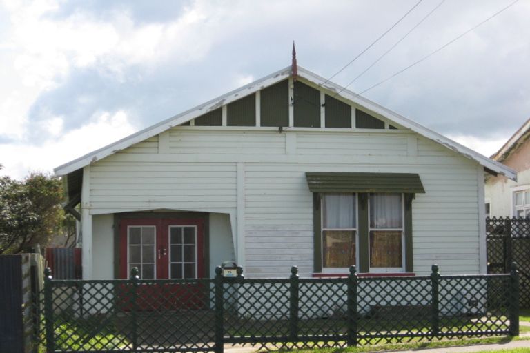 Photo of property in 15 Manuka Street, Castlecliff, Whanganui, 4501