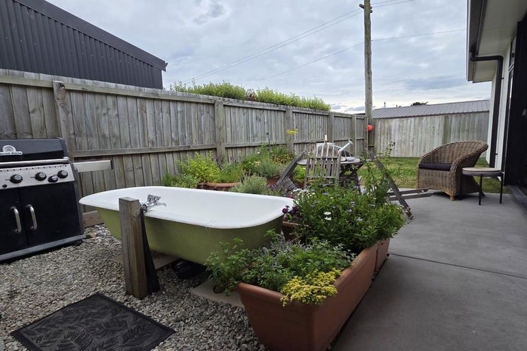 Photo of property in 167 Marine Parade, New Brighton, Christchurch, 8083