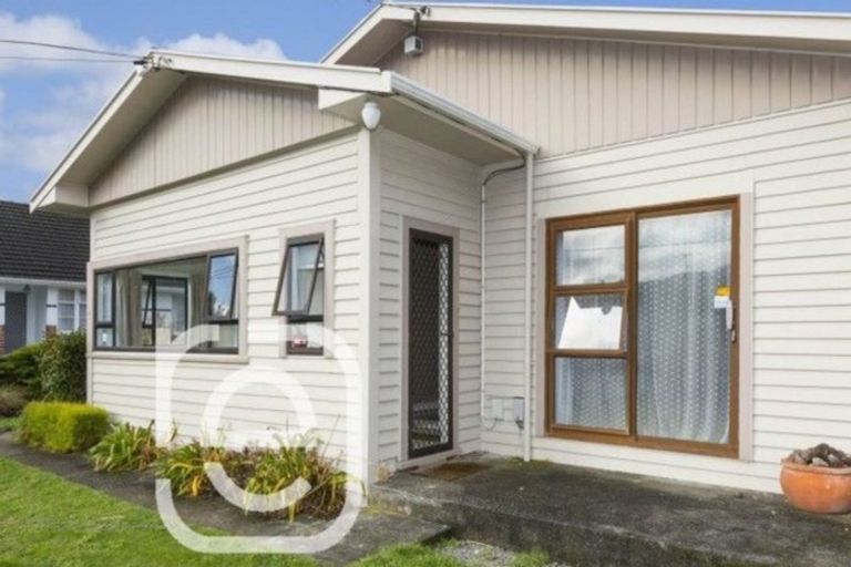 Photo of property in 61 Ararino Street, Trentham, Upper Hutt, 5018