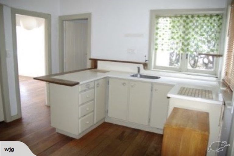 Photo of property in 86 Ames Street, Paekakariki, 5034