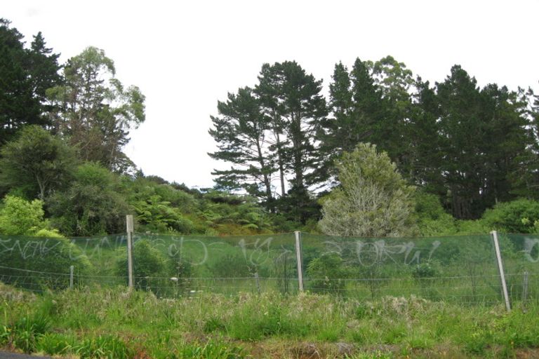 Photo of property in 160 Bombay Road, Bombay, 2675