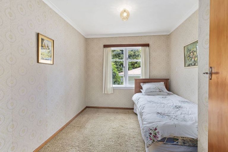 Photo of property in 1 Frederick Street, Tawa, Wellington, 5028