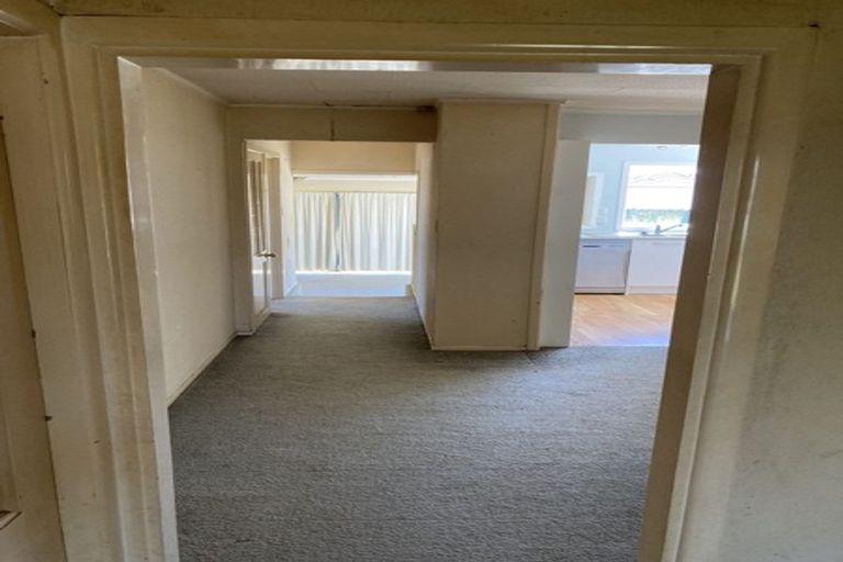 Photo of property in 7 Landon Avenue, Mangere East, Auckland, 2024