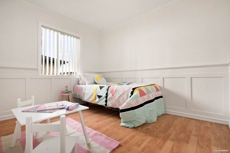 Photo of property in 42a Waimai Avenue, Weymouth, Auckland, 2103