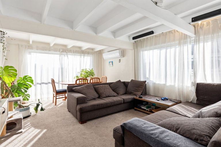 Photo of property in 42 Victory Street, Welcome Bay, Tauranga, 3112