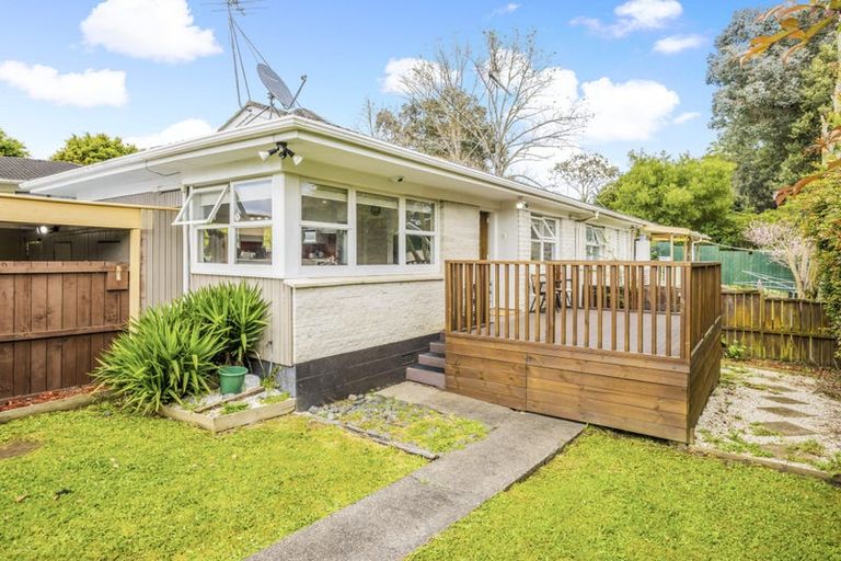 Photo of property in 1/55 Ennis Avenue, Pakuranga Heights, Auckland, 2010