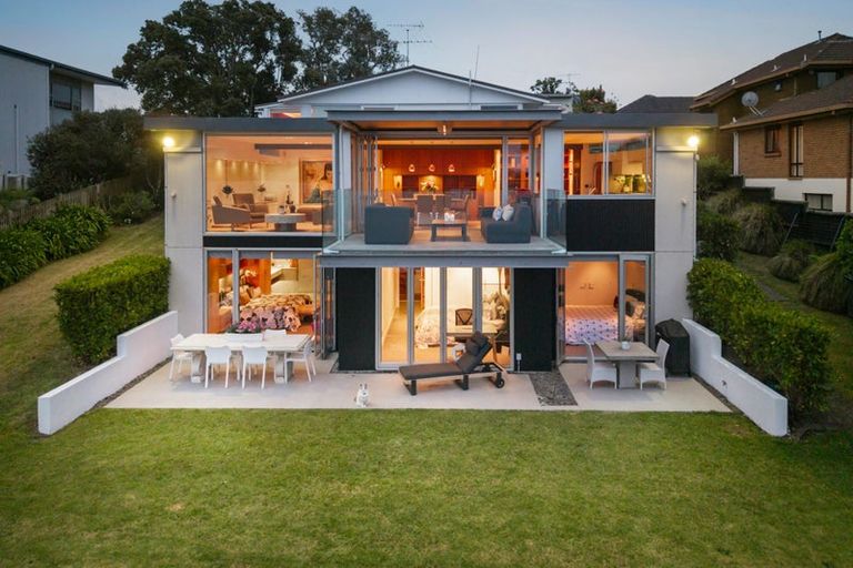 Photo of property in 5/26 Otakau Road, Milford, Auckland, 0620