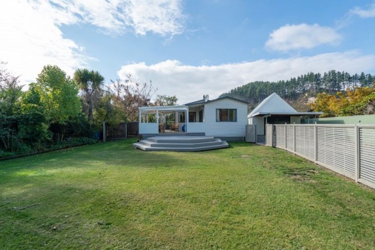 Photo of property in 55 Te Herekiekie Street, Turangi, 3334